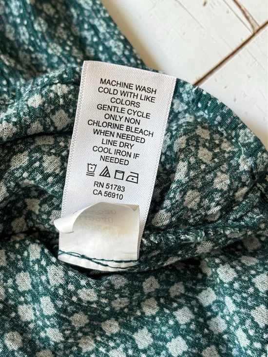 Maurices Green Boho Blouse Medium Lace Shoulder Peasant Top Flowy - Picture 7 of 9